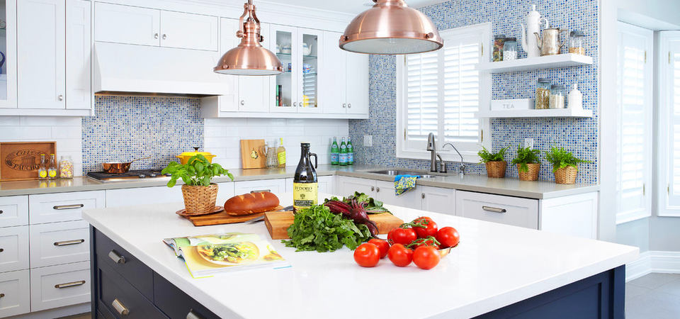 25 белых кухонь: советы по обустройству от дизайнера