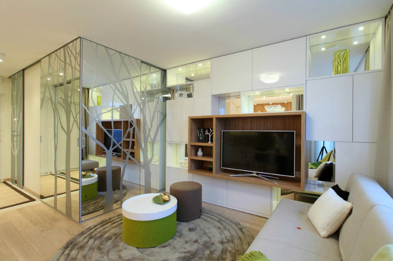 Зеркала для увеличения пространства маленькой квартиры