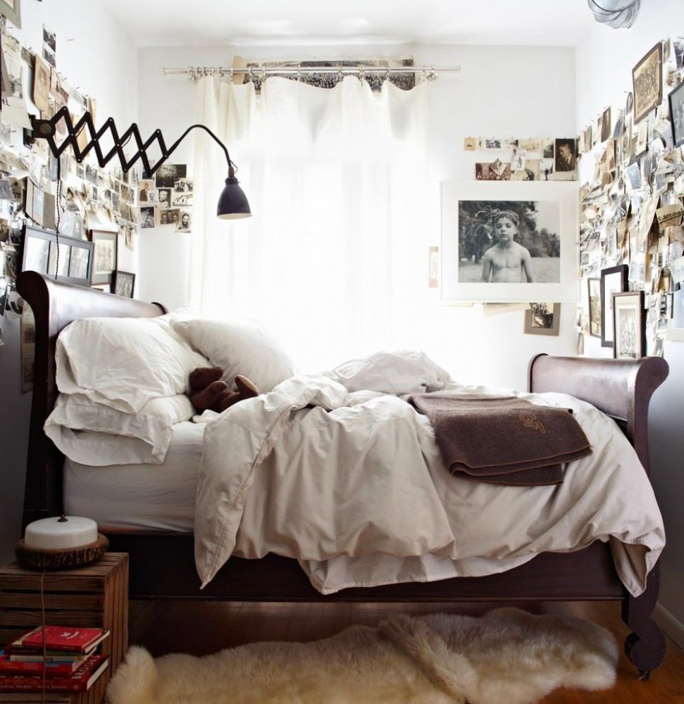 Спальня в цветах: черный, серый, светло-серый, темно-коричневый, коричневый. Спальня в стилях: американский стиль, эклектика.