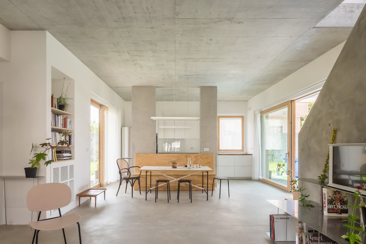 Эстетика бетона: 8 интерьеров от зарубежных архитекторов